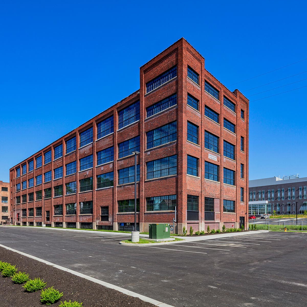 More than 450 Winco Series 3250 Steel Replica windows with insulated low-e glass were installed in the two buildings at Century Sunrise. 