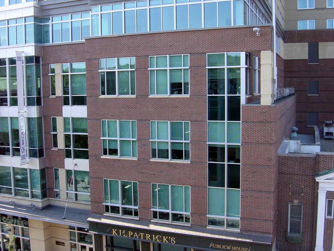 Hilton Garden Inn Ithaca using Winco's 1550 window series. 