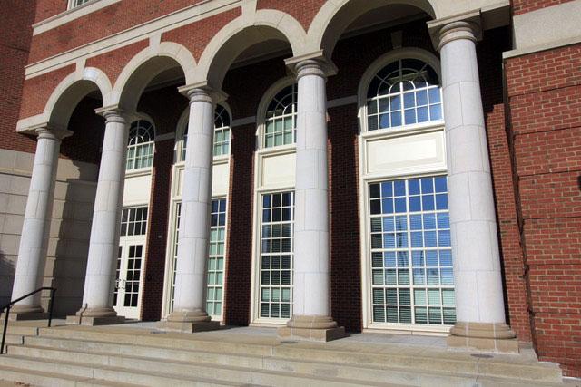 The University of Alabama |  Capstone College of Nursing using Winco’s 1450S Window Series