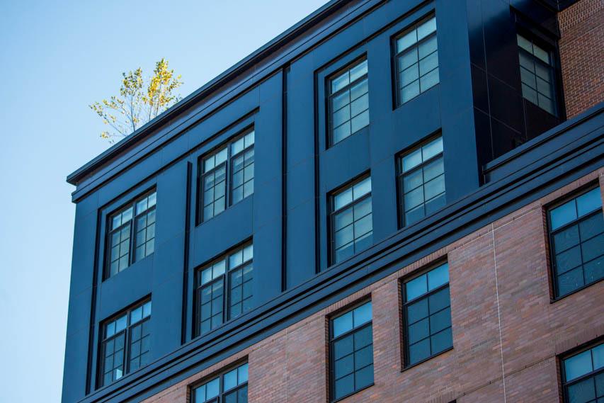 Winco’s 8325 series are large enough to let in the fresh air, and natural light for each unit in 100th Avenue’s building, and insulated to cut energy costs and utilize recycled aluminum.
