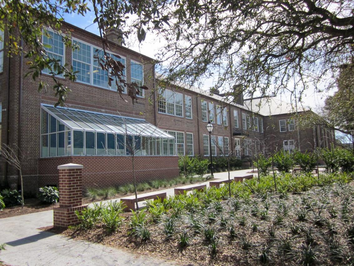 Rivers Education Center uses Winco's 4410S single hung series. 