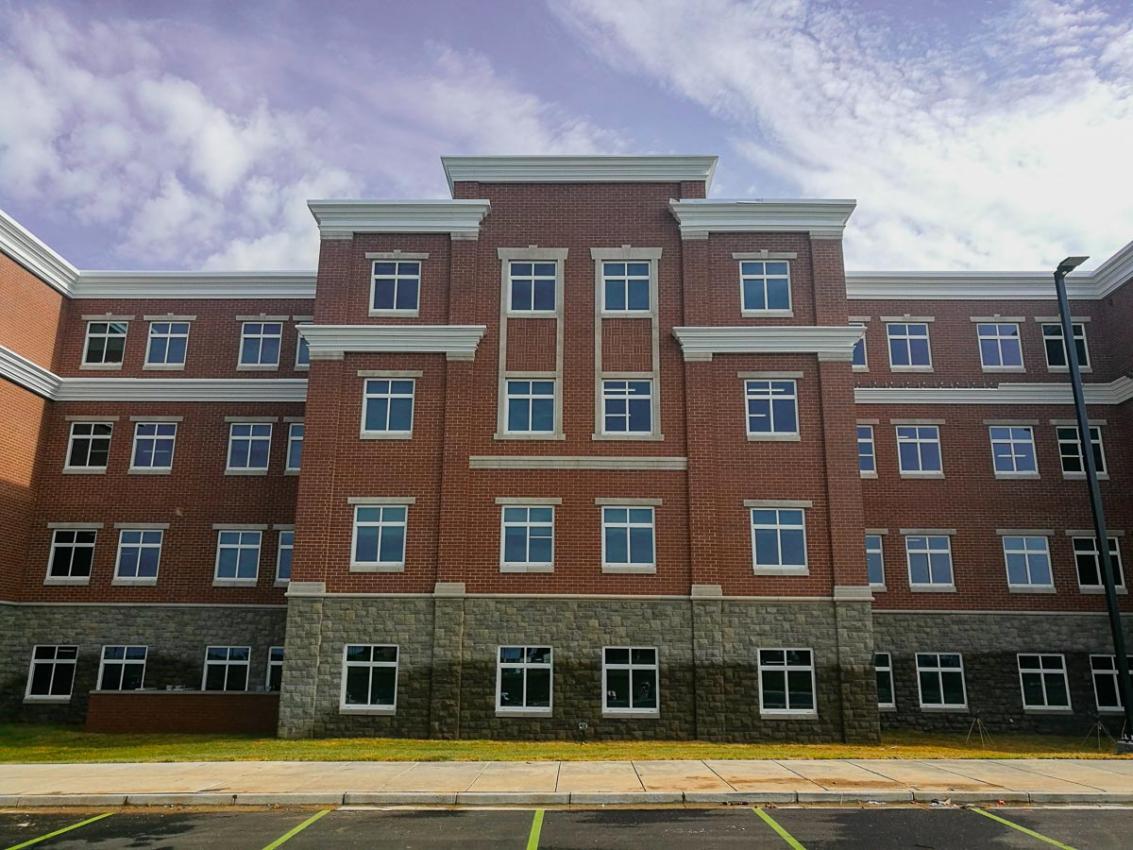 Great Crossing High School using Winco’s 3410 sliding window series. 