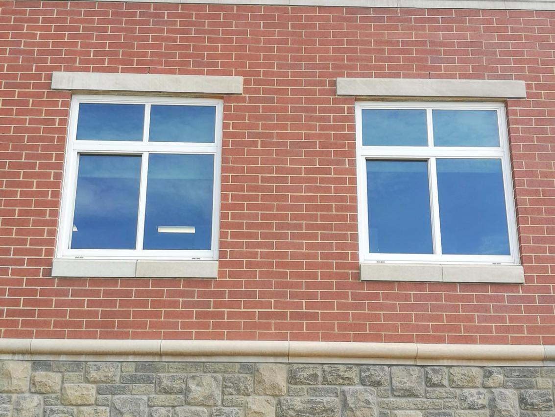 Great Crossing High School using Winco’s 3410 sliding window series. 