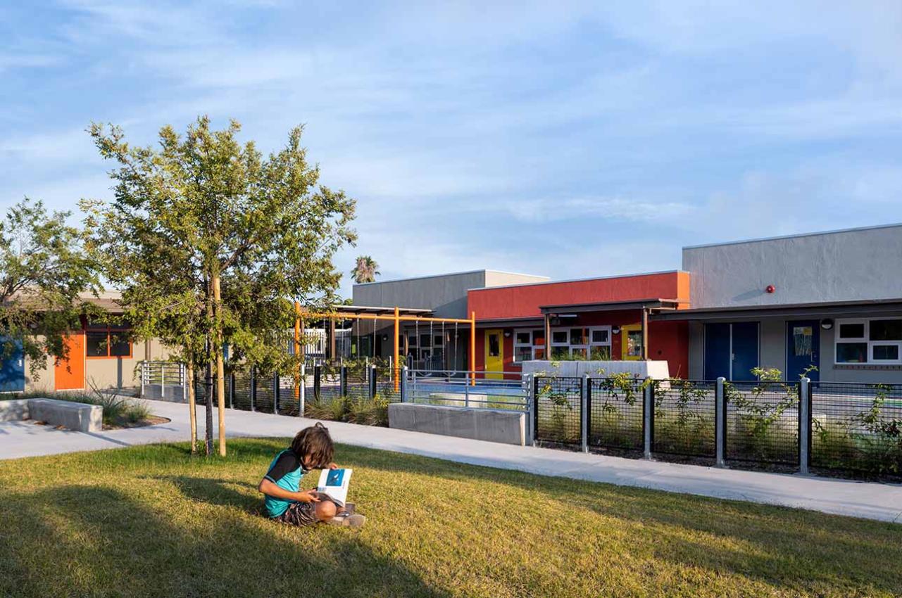 Winco's 1450 Window Series were installed in John Adams Elementary School Campus.