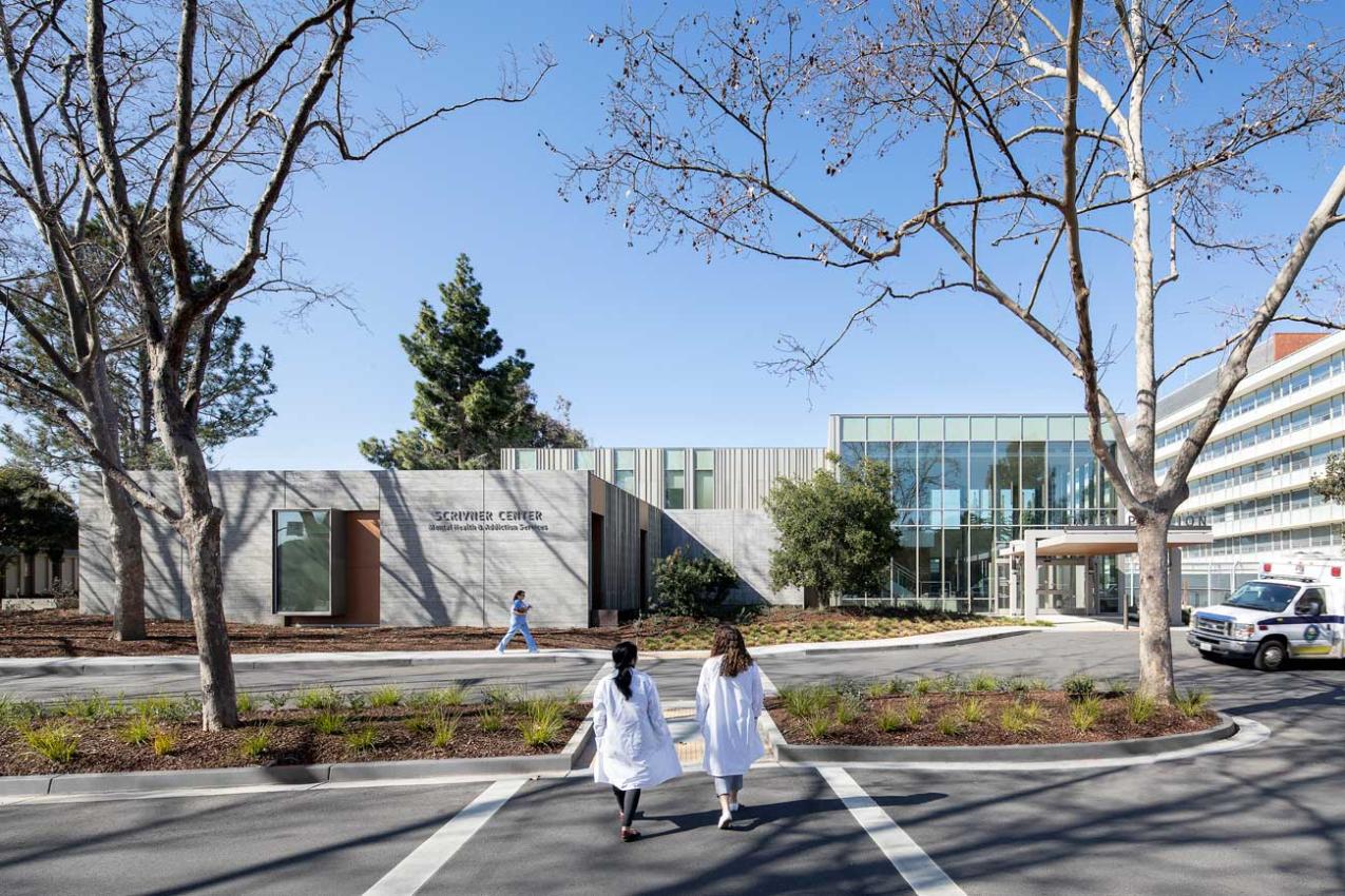 WINCO’s 8800 psychiatric window system was used in the patient rooms at El Camino Hospital to allow natural light and healing views of the patient gardens and beautiful trees.