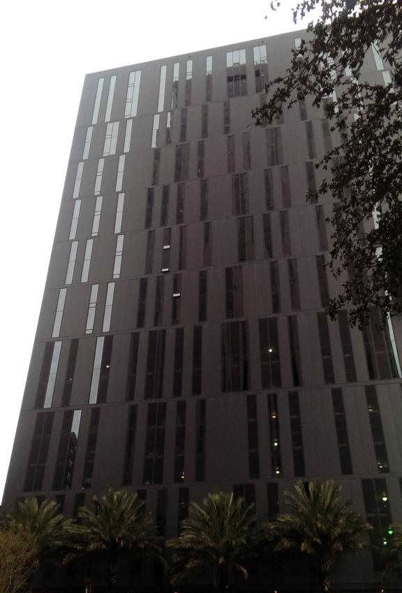 930 Poydras Residential Tower using Winco's 3325 Zero Sightline Window Series.