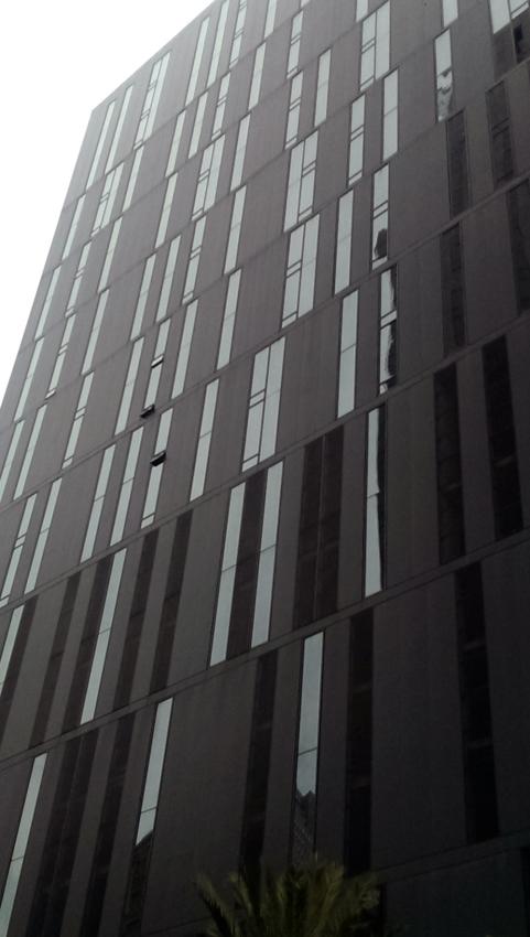 930 Poydras Residential Tower using Winco's 3325 Zero Sightline Window Series.