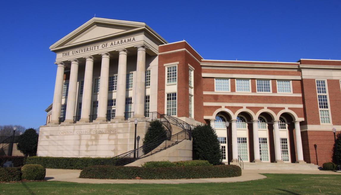 The University of Alabama | Capstone College of Nursing using Winco’s 1450S Window Series