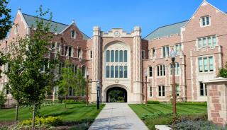 WINCO’s 1450S energy-efficient windows in a Revere Gray finish at Washington University’s Preston M Green Hall. 
