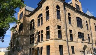 Adair County Courthouse