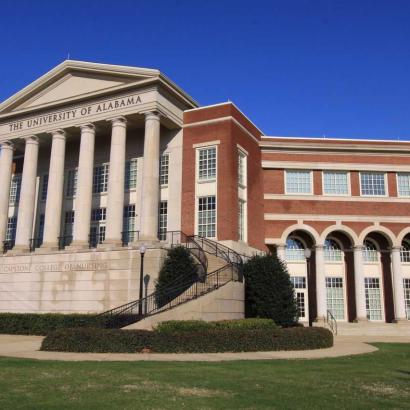 The University of Alabama |  Capstone College of Nursing using Winco’s 1450S Window Series